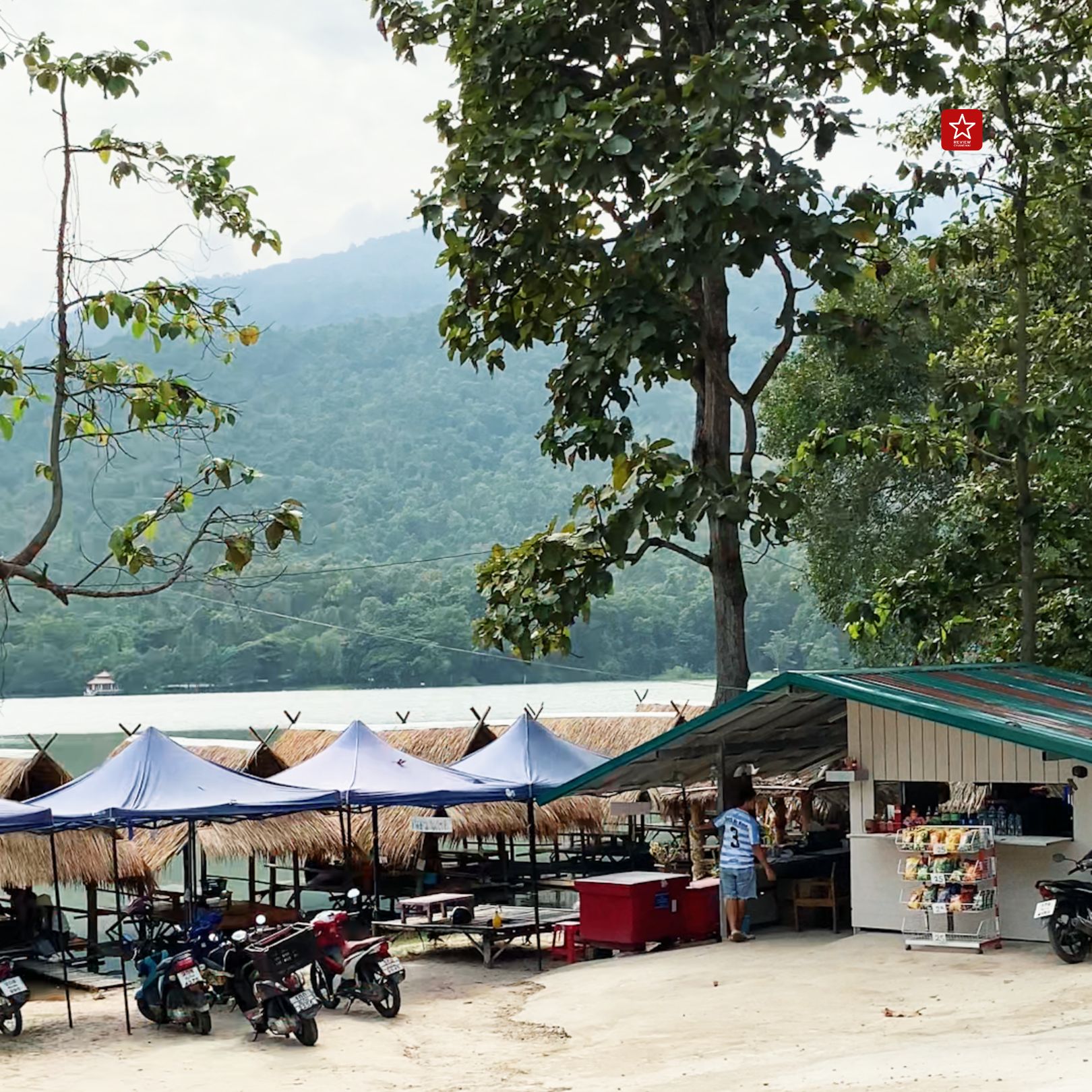 ครัวอิ่มอร่อย ร้านเบอร์ 18 ห้วยตึงเฒ่า ร้านอาหารริมแพที่อิ่มอร่อยสมชื่อ