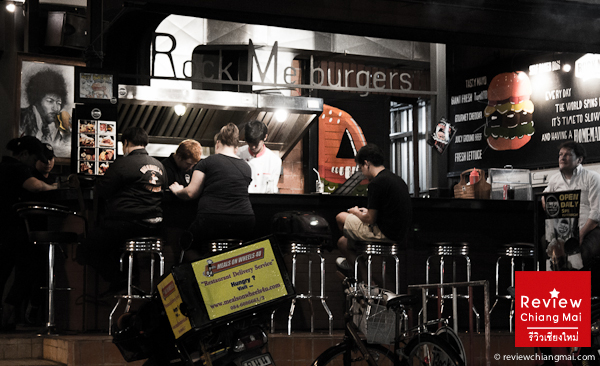 หน้าร้าน Rock Me Burgers